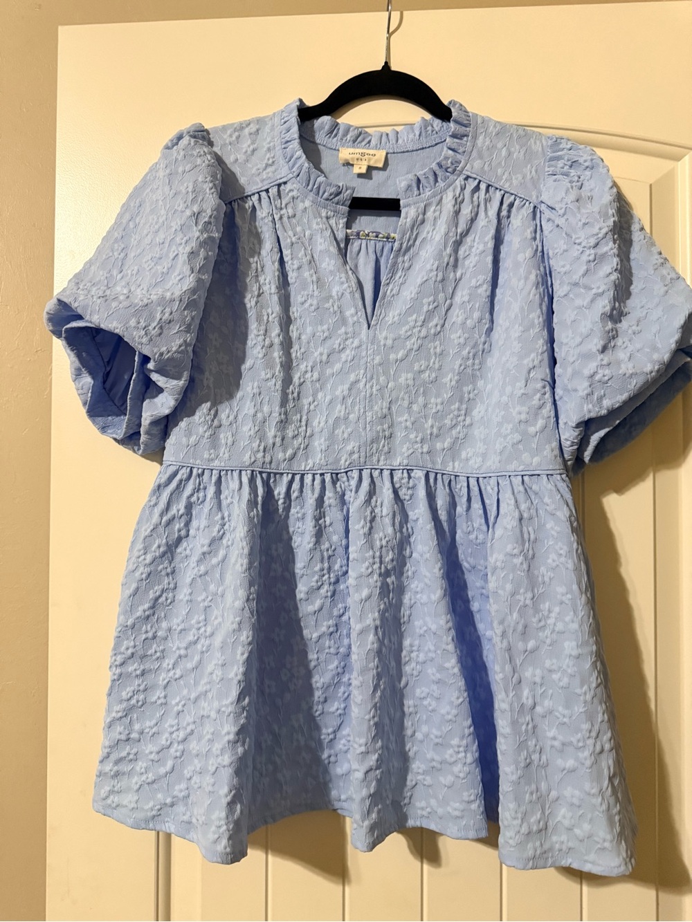 Umgee Light Blue Textured Peplum Top NWOT
